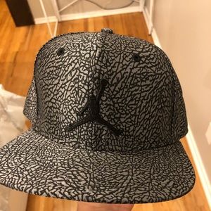 Flat brim Jordan SnapBack